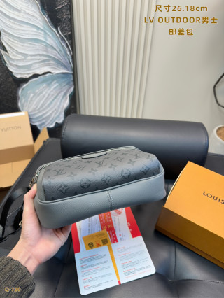 Louis Vuitton Outdoor Messenger Bag Grey view 7