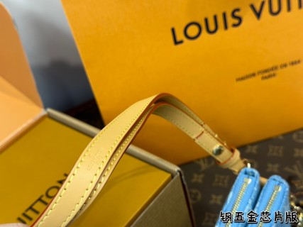 Louis Vuitton Pochette Light Blue Denim Chain Shoulder Bag view 3