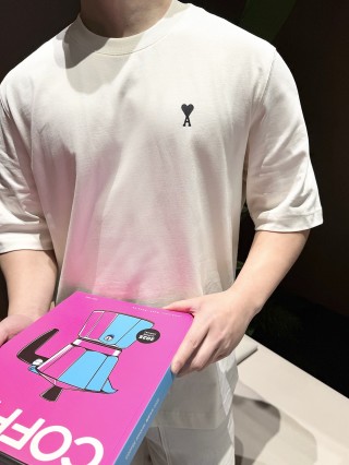 Ami White Heart Logo T-Shirt view 4