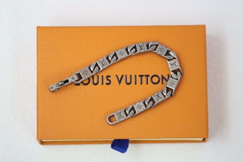 Louis Vuitton Silver Matte Monogram Cuba Link Bracelet view 2