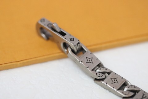 Louis Vuitton Silver Matte Monogram Cuba Link Bracelet view 5