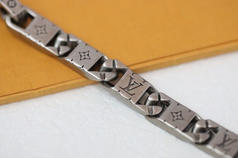 Louis Vuitton Silver Matte Monogram Cuba Link Bracelet view 6