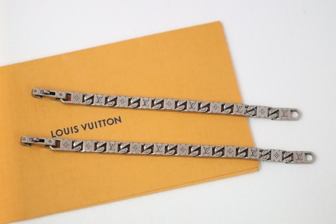 Louis Vuitton Silver Matte Monogram Cuba Link Bracelet view 9