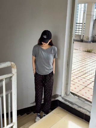 Louis Vuitton Monogram Track Pants Burgundy view 5
