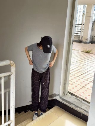 Louis Vuitton Monogram Track Pants Burgundy view 7
