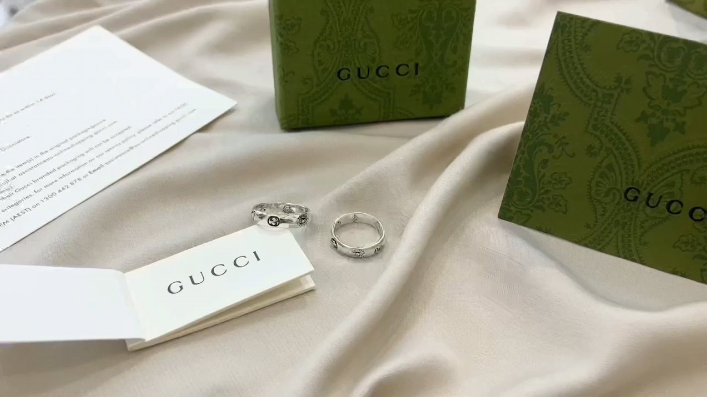 Gucci Narrow Floral Bird Silver Ring