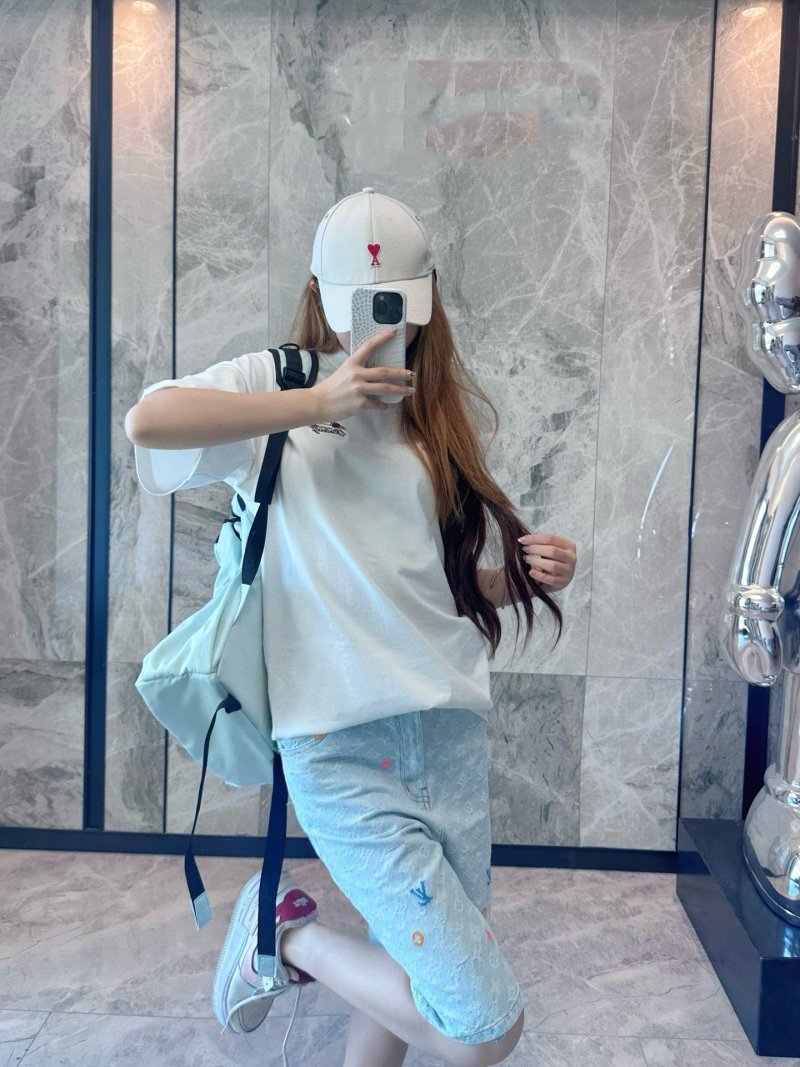 White Embroidered Short Sleeve T-Shirt view