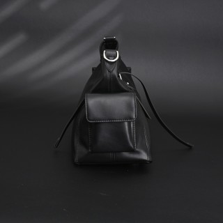 Louis Vuitton CarryAll M24861 Black Leather Shoulder Bag view 3
