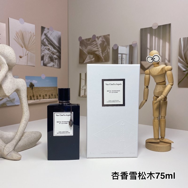 Van Cleef & Arpels Bois d'Amande Eau de Parfum 75ml view