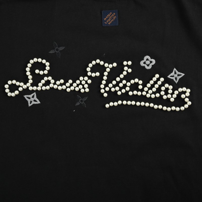 Black Pearl Star Graphic T-Shirt view