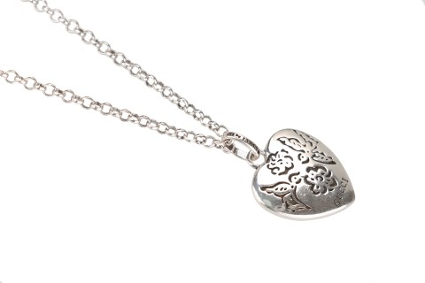 Gucci Love Fearless Double-Sided Heart Pendant Necklace Silver view 3