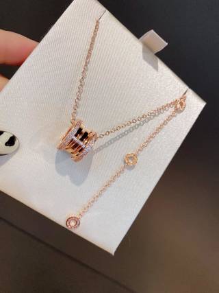 Bvlgari Zero Series Diamond-Set Rose Gold Necklace