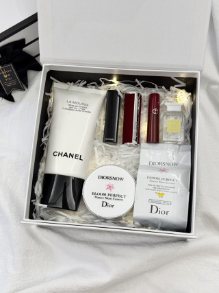 Luxury Beauty Cosmetics Gift Set - Camellia Collection view 5