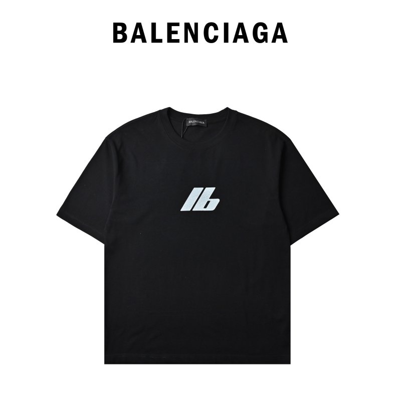 Black Minimalist Logo Short Sleeve T-Shirt