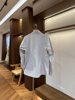 Arc'teryx White Shell Lightweight Jacket view 2
