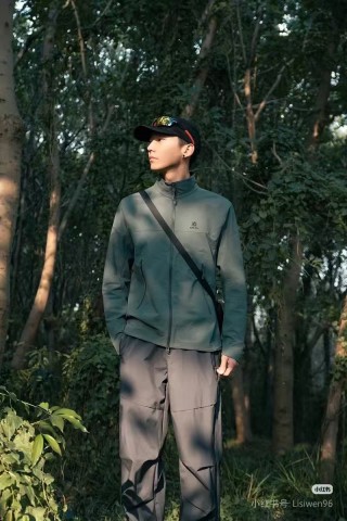 The North Face Olive Windbreaker Jacket Women view 6