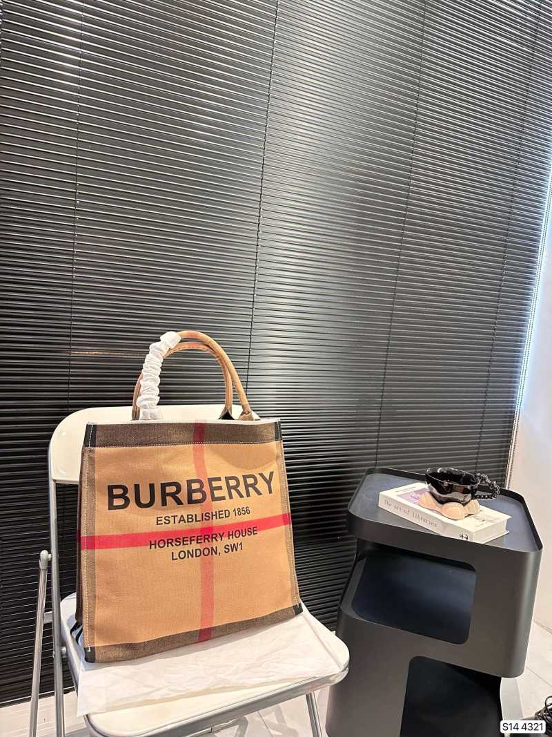 Burberry Horseferry House Tote Bag Tan