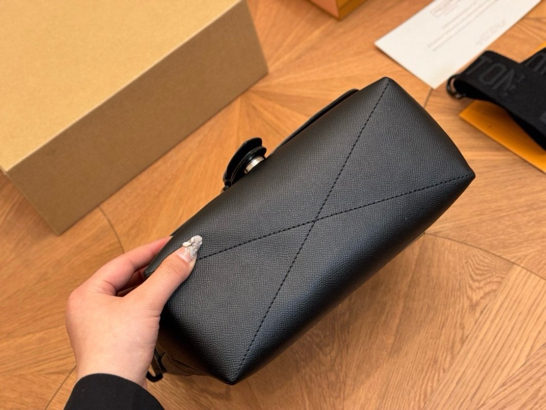 Louis Vuitton Voyager Messenger Bag Black view