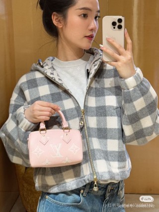 Louis Vuitton Monogram Speedy Bag Pink view 2