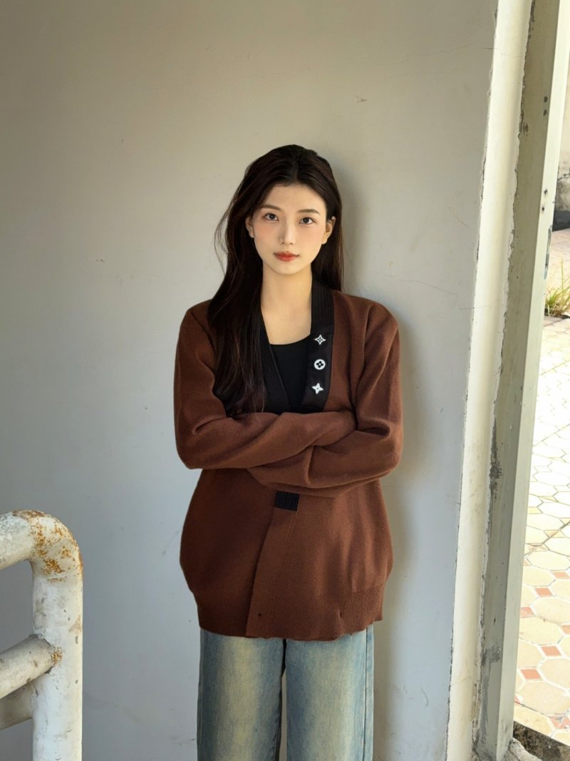 Brown Oversized Knit Cardigan view