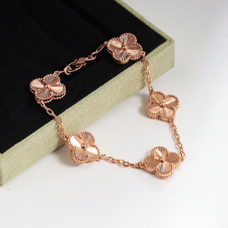 Van Cleef & Arpels Vintage Alhambra Pink Opal Gold Bracelet view 9