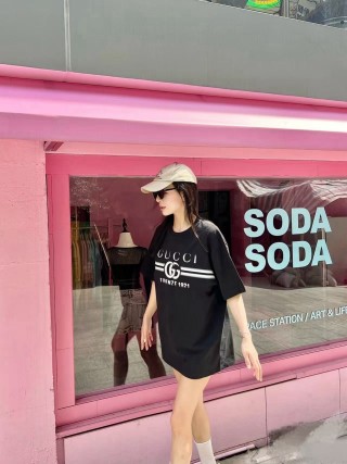 Gucci GG Firenze Black Short Sleeve T-Shirt view 2