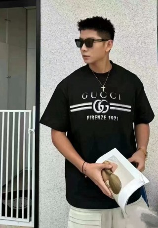 Gucci GG Firenze Black Short Sleeve T-Shirt view 8