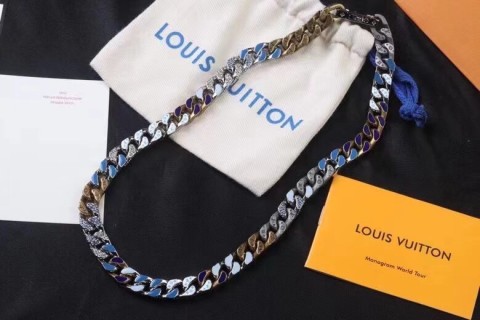 Louis Vuitton Chain Links Patches Gold Tone Bracelet view 8