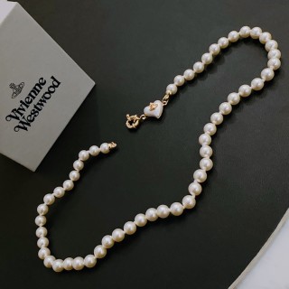 Vivienne Westwood Pearl Saturn Necklace Gold view 3