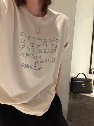 Essentials Cream Graphic Logo T-Shirt view 10