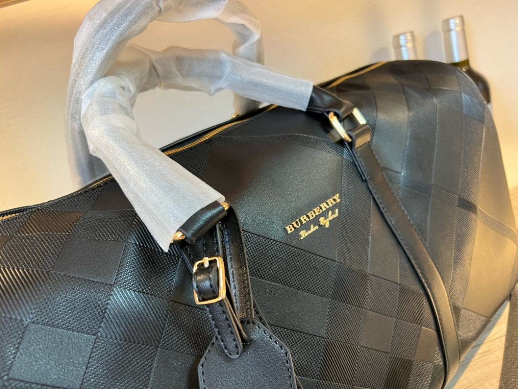Burberry Black Quilted Travel Duffel Bag 50cm view