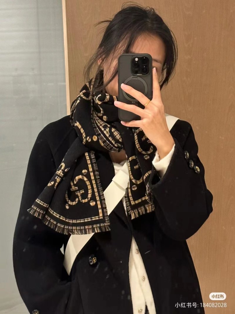 Gucci GG Monogram Double-Faced Wool Scarf Black Gold