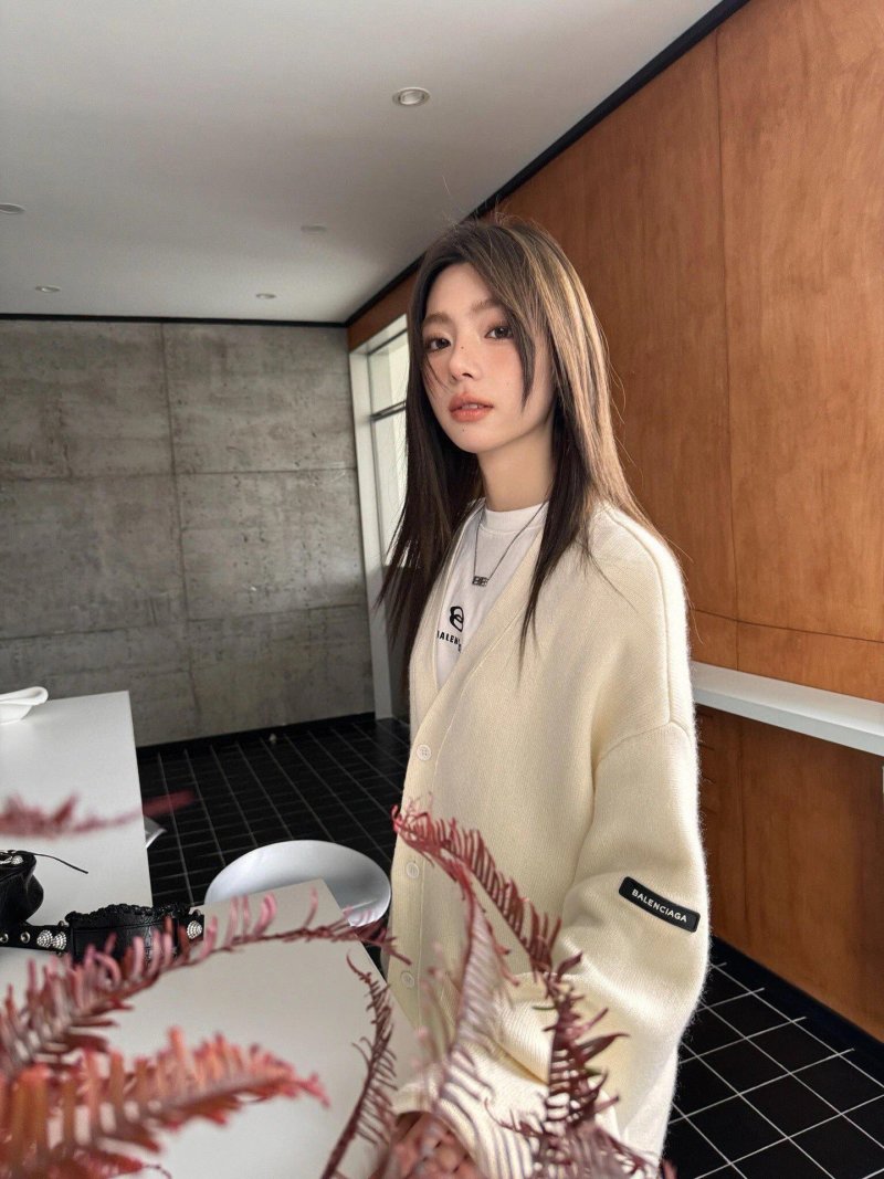 Balenciaga Ribbed Knit Cardigan White view