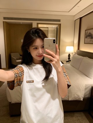 Burberry White T-Shirt with Checked Sleeve view 2