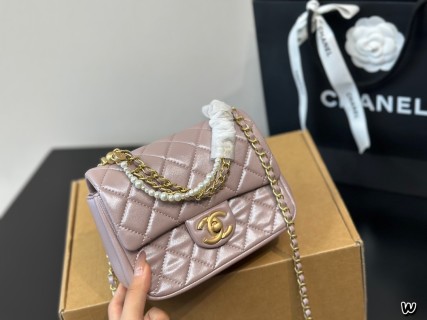 Chanel Classic Quilted Flap Bag Pearl Chain Pink view 2