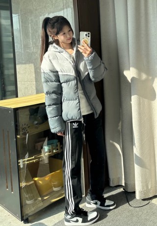 Nike Colorblock Puffer Jacket Grey White view 5