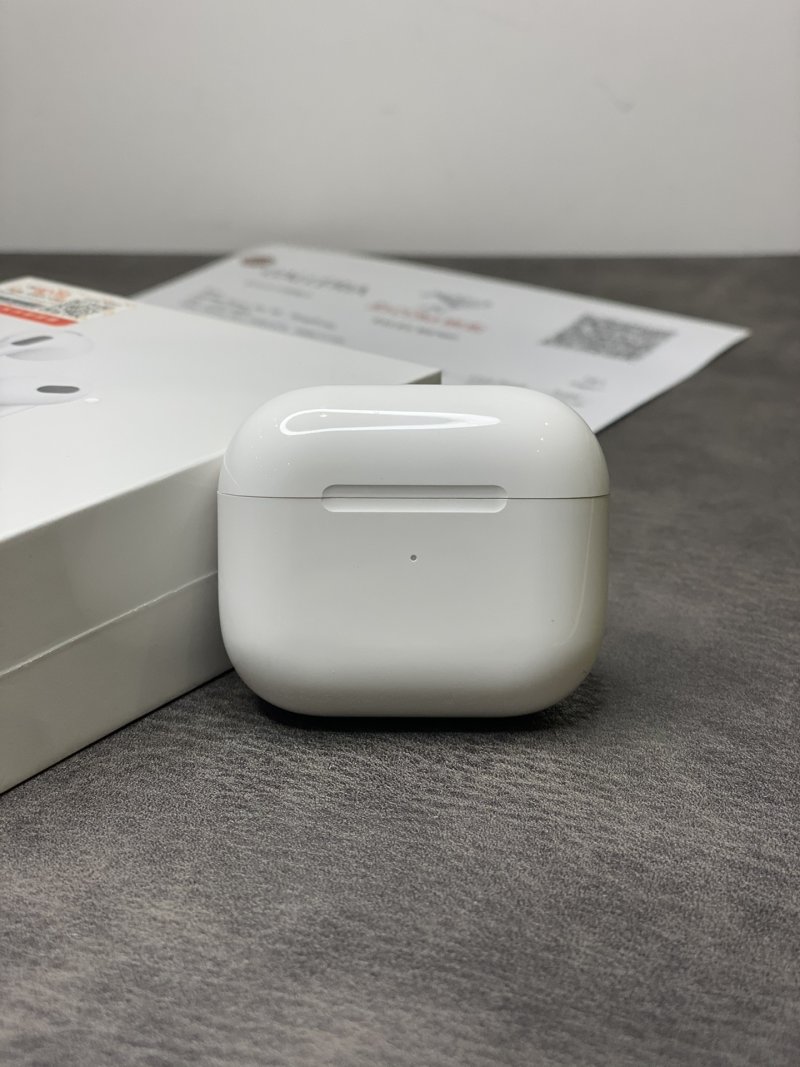 Apple AirPods 3 White Earbuds with Charging Case view