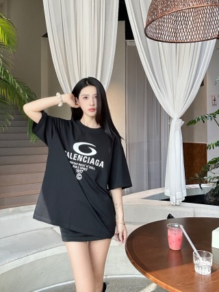 Balenciaga Everyday Rock 'n' Roll Black T-Shirt view 3