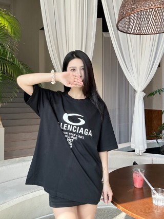 Balenciaga Everyday Rock 'n' Roll Black T-Shirt view 4