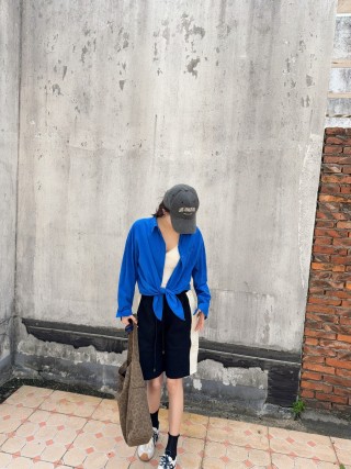 Black Biker Shorts Mid-Length view 4
