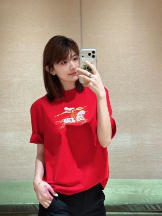 Red Graphic T-Shirt with Embroidered Dragon Design view 5