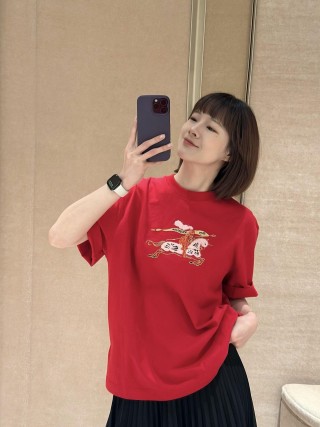 Red Graphic T-Shirt with Embroidered Dragon Design view 6