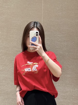 Red Graphic T-Shirt with Embroidered Dragon Design view 8