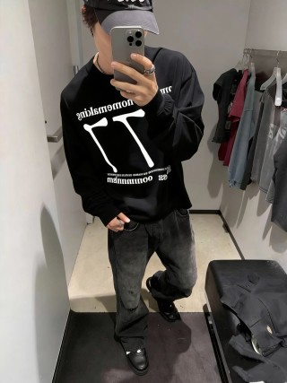 Black Graphic Long Sleeve T-Shirt with '777' Print view 3