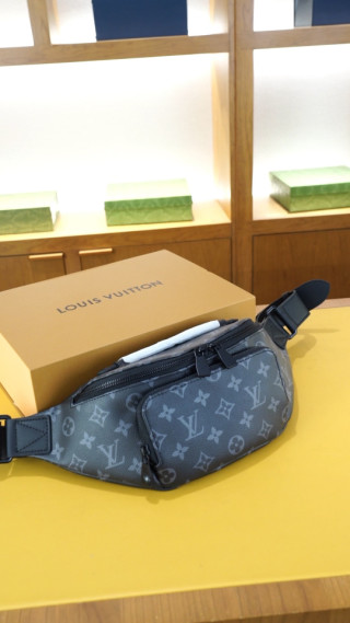 Louis Vuitton Monogram Canvas Chest Bag Navy