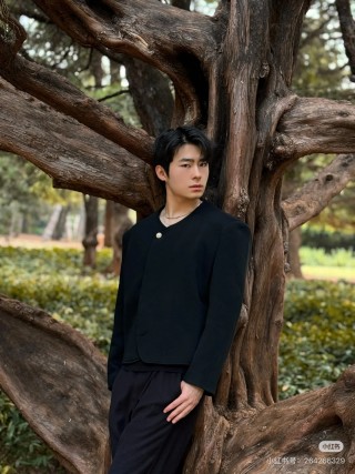 Black Oversized Cardigan Jacket with Pearl Buttons view 3