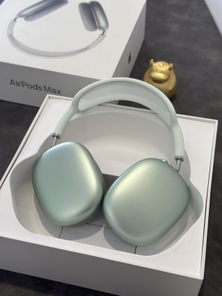 Apple AirPods Pro Max Green 1:1 UA Replica view 5