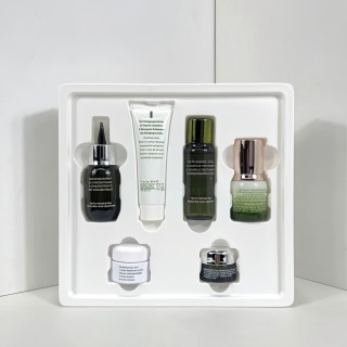 La Mer Essential Healing Collection 6-Piece Travel Set view 4