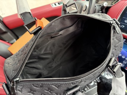Louis Vuitton Keepall 35 Travel Bag Black Monogram view 9