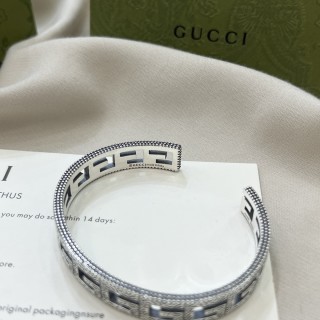 Gucci G Cutout Vintage Wide Silver Bracelet view 5